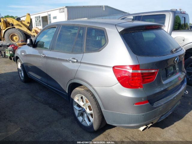 2013 BMW X3 5UXWX9C55D0D01209 Photo 2
