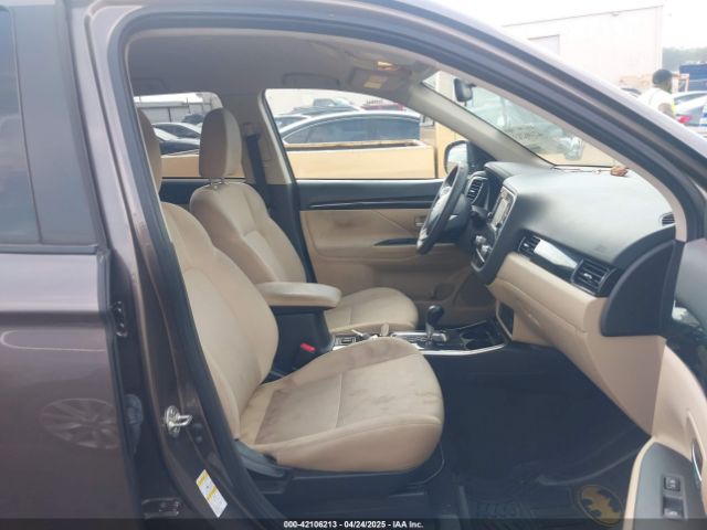 2020 MITSUBISHI OUTLANDER JA4AD2A32LZ038644 Photo 4