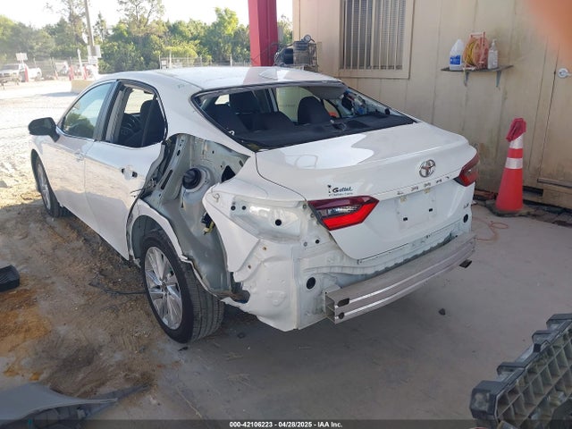 4T1C11AK8PU826559 Toyota CAMRY LE