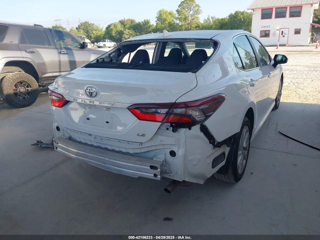 4T1C11AK8PU826559 Toyota CAMRY LE