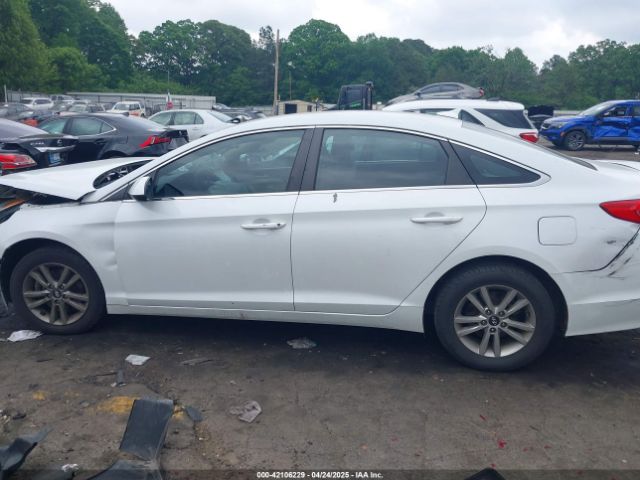 5NPE24AF2FH008428 Hyundai SONATA SE