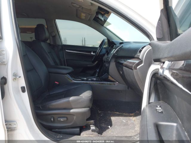 5XYKT4A68EG481370 KIA SORENTO LX