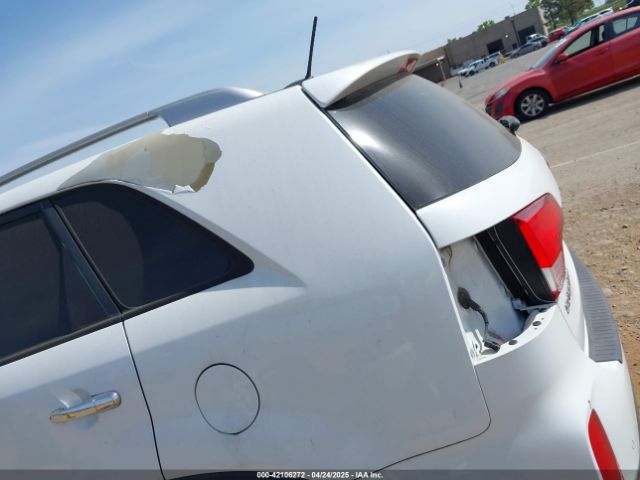 5XYKT4A68EG481370 KIA SORENTO LX