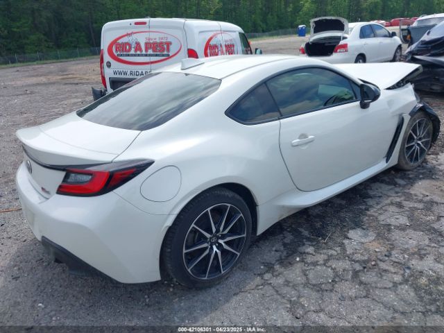 2023 TOYOTA GR86 JF1ZNBB1XP9761818 Photo 3