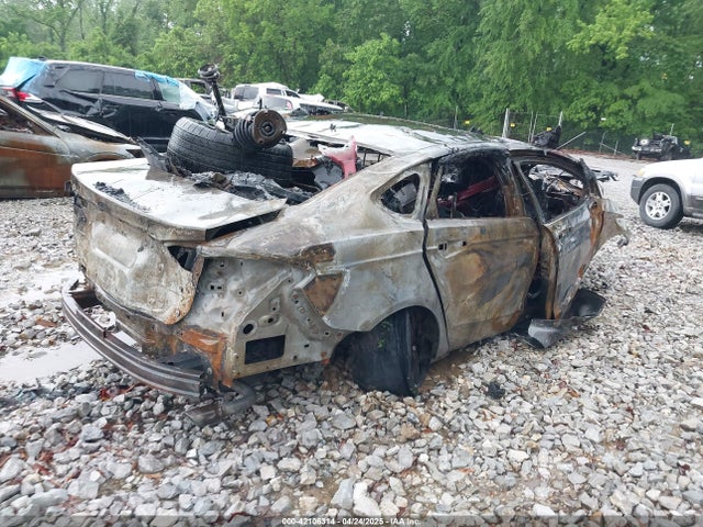 1FA6P0H7XE5383923 Ford FUSION SE