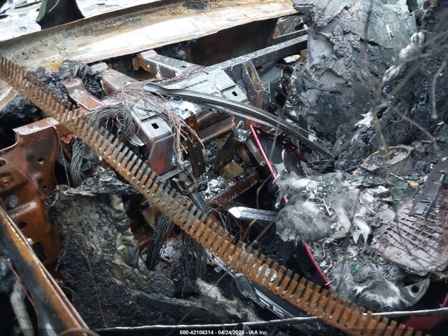 1FA6P0H7XE5383923 Ford FUSION SE