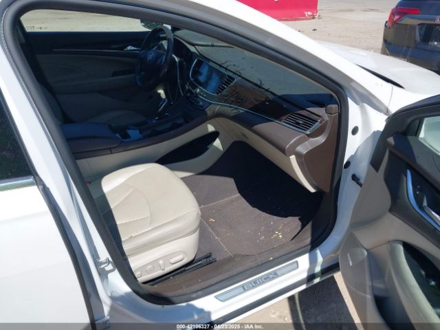 1G4ZR5SS4HU176557 Buick Lacrosse Premium