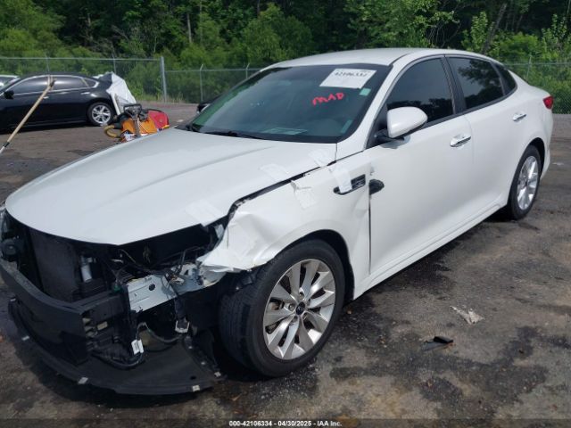 5XXGT4L38GG073659 KIA Optima Lx