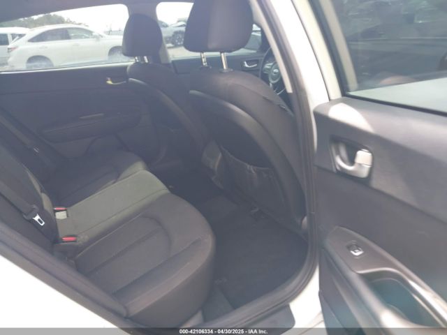 5XXGT4L38GG073659 KIA Optima Lx