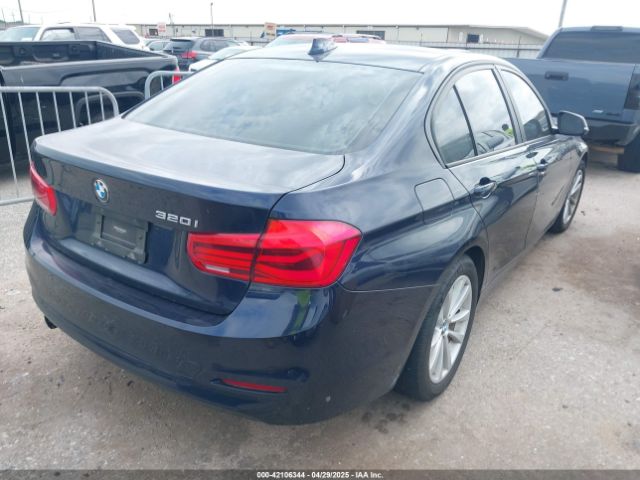 WBA8A9C3XHK864447 BMW 320i