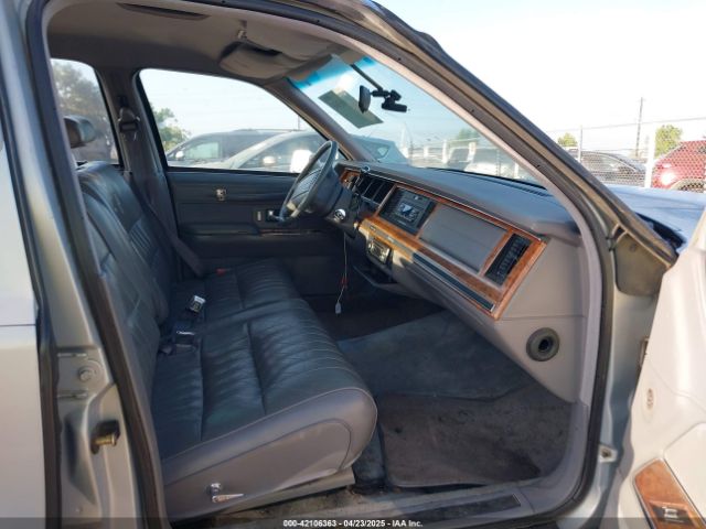 1993 LINCOLN TOWN CAR 1LNLM81W6PY628493 Photo 4