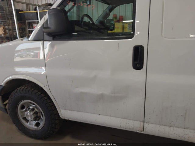 1GCWGAFG5K1255806 Chevrolet Express 2500 Work Van