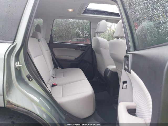 JF2SJAEC5JH434174 Subaru Forester 2.5i Premium