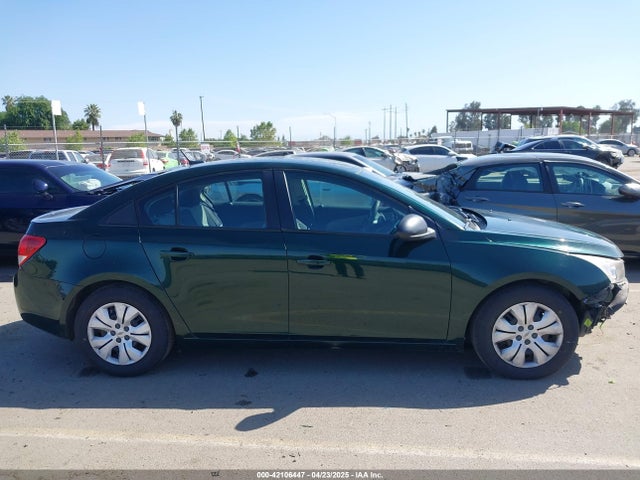 1G1PA5SG3E7123222 Chevrolet Cruze Ls Auto