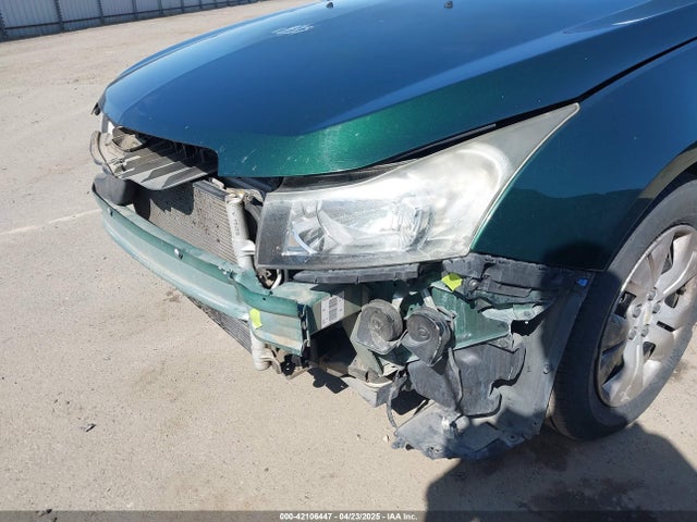 1G1PA5SG3E7123222 Chevrolet Cruze Ls Auto