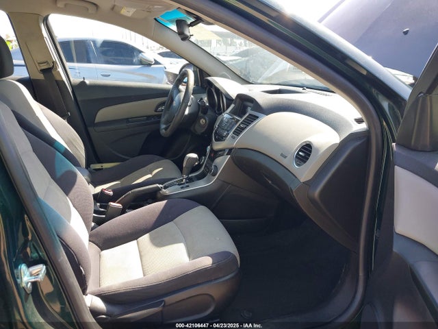 1G1PA5SG3E7123222 Chevrolet Cruze Ls Auto