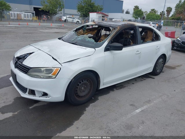 3VW2K7AJ6EM413335 Volkswagen Jetta 2.0l S