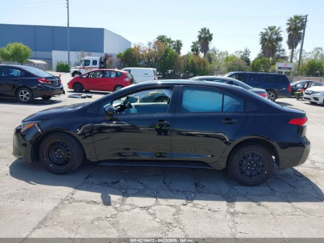 5YFB4MDE8PP025125 Toyota COROLLA LE
