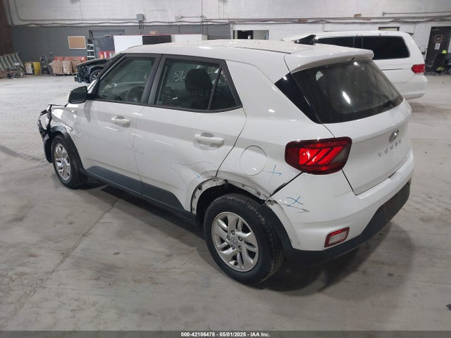 Hyundai Venue Se 2021 KMHRB8A35MU099403 Image 3
