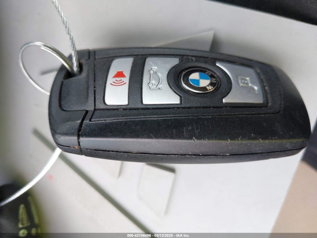 BMW 528i Xdrive 2014 WBA5A7C58ED617338 Image 11