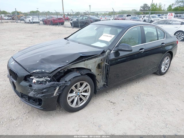 BMW 528i Xdrive 2014 WBA5A7C58ED617338 Image 2