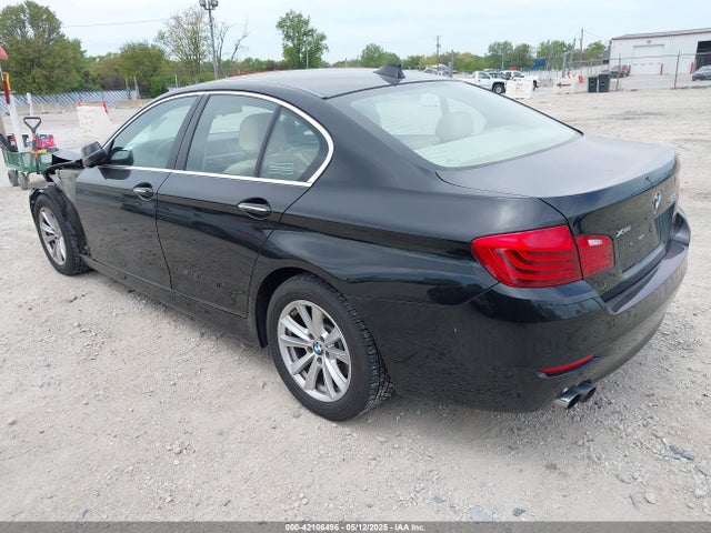 BMW 528i Xdrive 2014 WBA5A7C58ED617338 Image 3