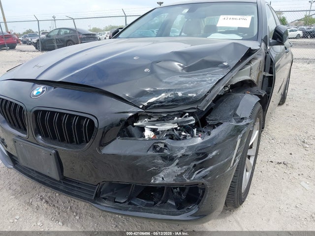BMW 528i Xdrive 2014 WBA5A7C58ED617338 Image 6