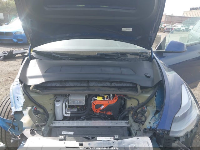 2023 TESLA MODEL Y 7SAYGDEE8PF768589 Photo 9