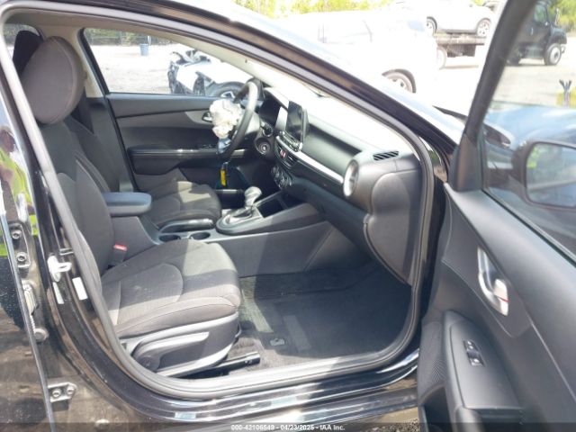 3KPF24AD1LE257371 KIA FORTE FE