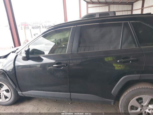 JTMK1RFV8KD009196 Toyota RAV4 LE