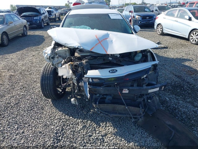 KNAGT4LC6H5005881 KIA Optima