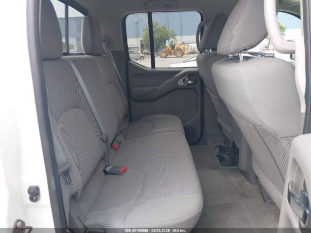 1N6AD0ER7GN737013 Nissan Frontier Desert Runner/s/sl/sv