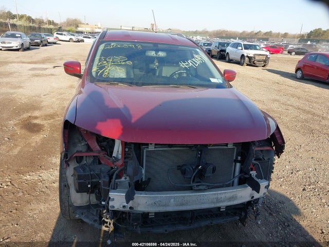 5N1DR2MM6JC640046 Nissan Pathfinder Sv