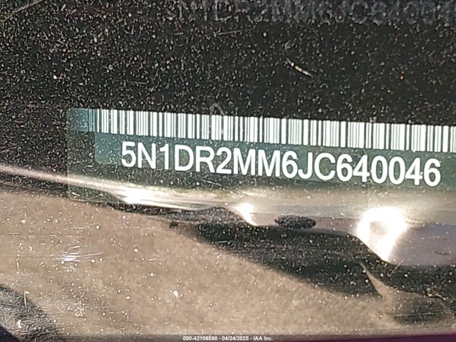 5N1DR2MM6JC640046 Nissan Pathfinder Sv