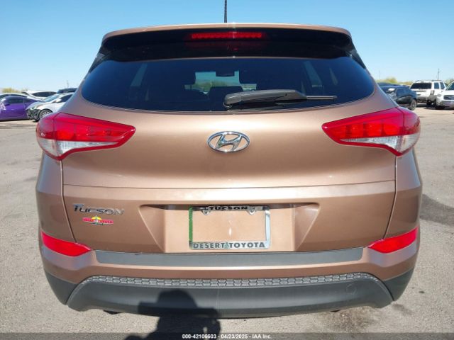 KM8J33A41HU378570 Hyundai TUCSON SE