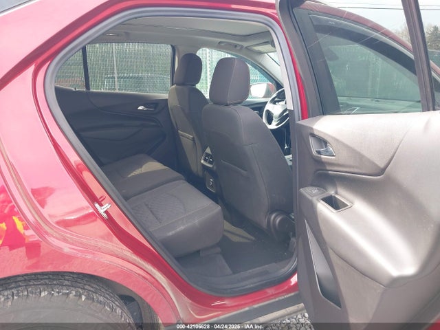 3GNAXUEVXKS675188 Chevrolet EQUINOX LT