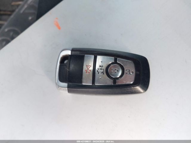 3FA6P0LU2HR317915 Ford Fusion Hybrid Se