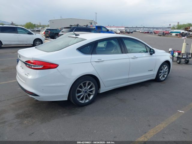 3FA6P0LU2HR317915 Ford Fusion Hybrid Se