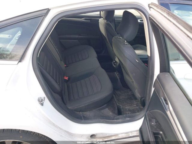 3FA6P0LU2HR317915 Ford Fusion Hybrid Se