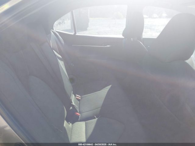 4T1B11HK4JU513307 Toyota CAMRY LE