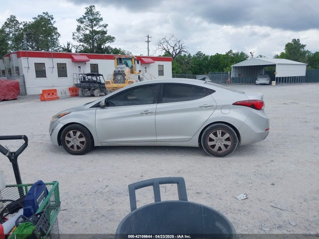 5NPDH4AE5GH750664 Hyundai ELANTRA SE