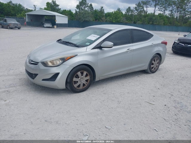 5NPDH4AE5GH750664 Hyundai ELANTRA SE