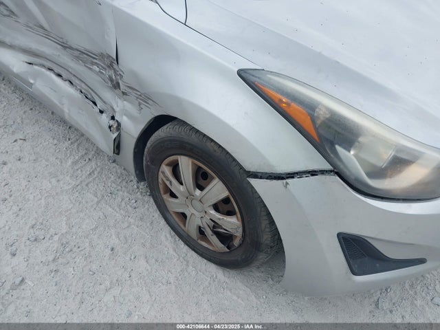 5NPDH4AE5GH750664 Hyundai ELANTRA SE