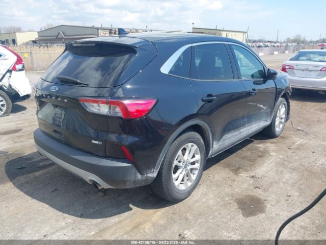 1FMCU9G61LUA09783 Ford ESCAPE SE