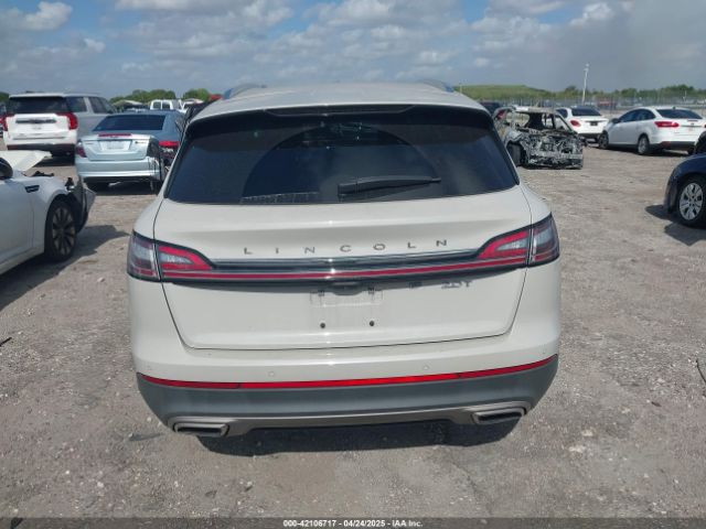 2LMPJ6J95LBL09249 Lincoln Nautilus Standard