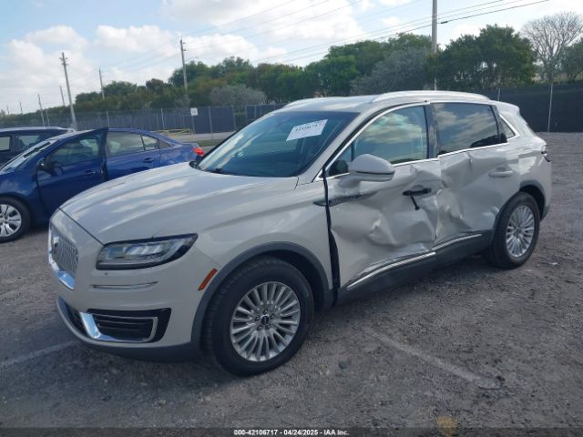 2LMPJ6J95LBL09249 Lincoln Nautilus Standard