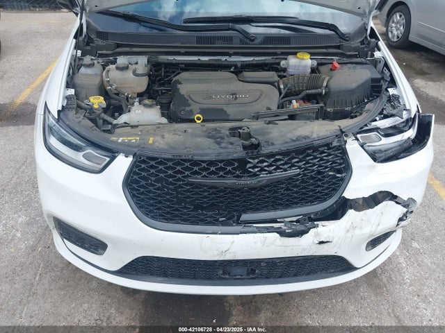 Chrysler Pacifica Hybrid S Appearance Pkg 2024 2C4RC1S77RR111940 Image 10