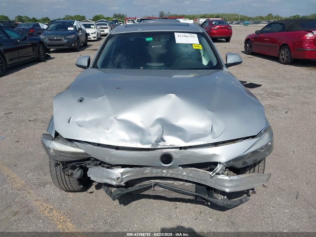 WBA3B1C50EPV79491 BMW 320i
