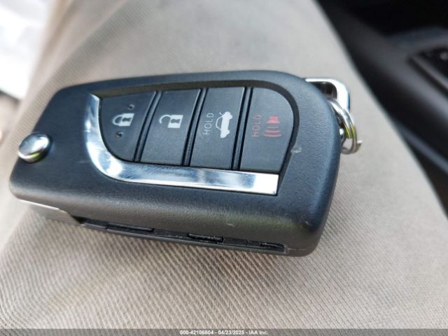 4T1G11BK1PU102390 Toyota Camry Se Awd