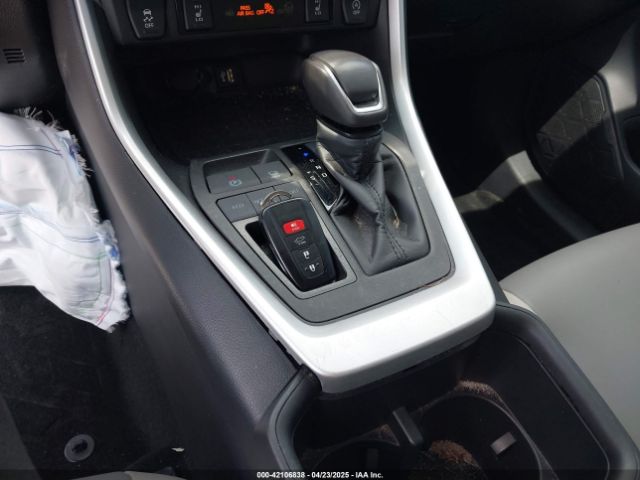 2T3C1RFVXRC293952 Toyota Rav4 Xle Premium
